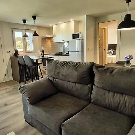 Charming In Prados 45 M² With Pool *